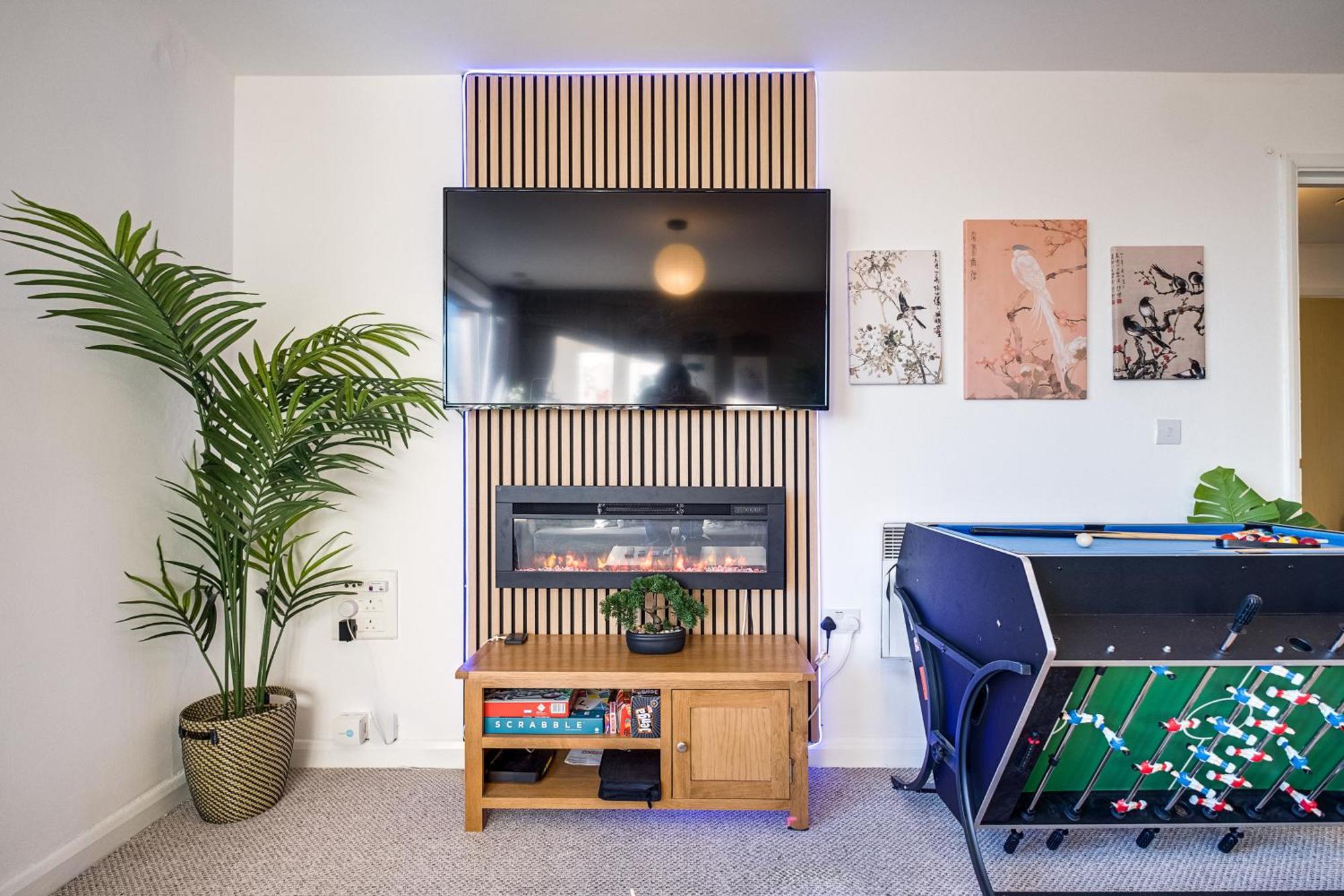 Pan Asian With Free Park - 28 Night Apartment Birmingham